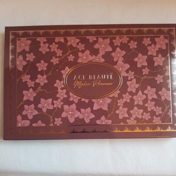 Ace Beaute - Mystic Romance Eyeshadow Palette - Picture 2 of 8